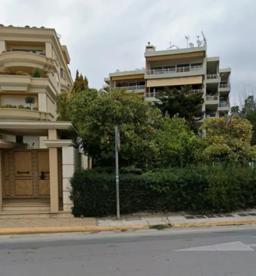 A small gem for sale in Voula