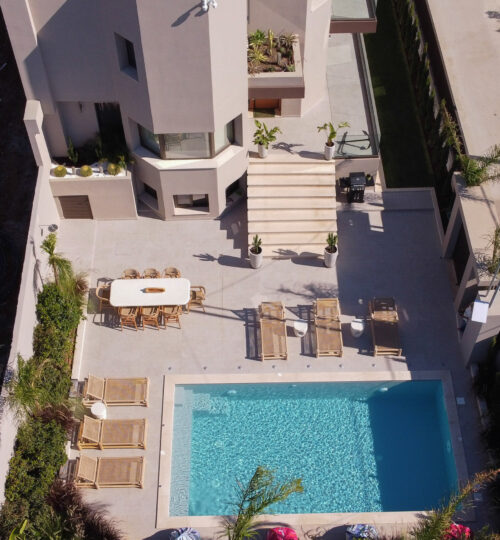 Private Villa Sanctuary with Pool & Guest Residence